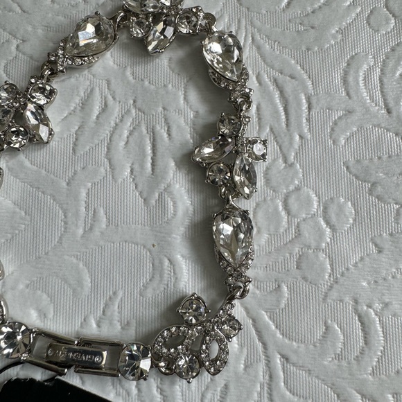 Givenchy Drop Crystal Flex Line Bracelet - Picture 3 of 3